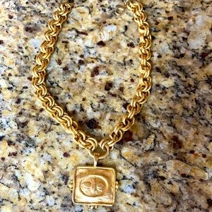 Golden thick chain necklace with square bee pendant